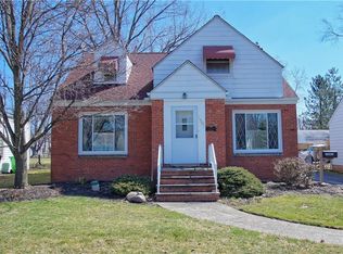 1591 Lander Rd, Mayfield Heights, OH 44124