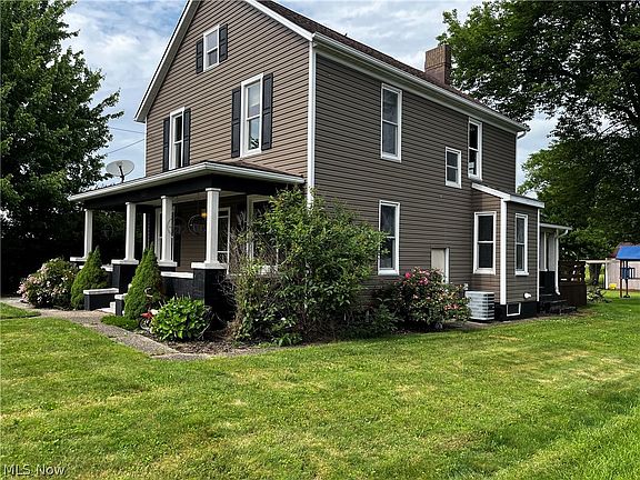 2nd image of 1469 Roanoke Ave
