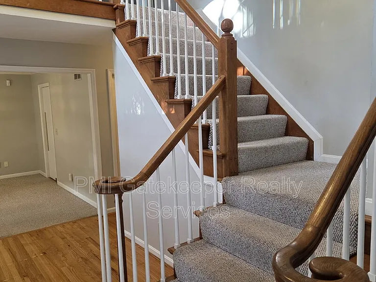 9834 Chimney Sweep Ln — Photo 6