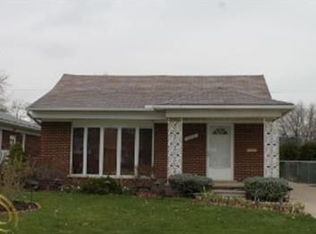 19951 Woodmont St, Harper Woods, MI 48225