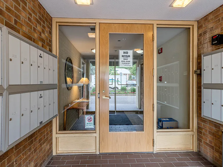 Secure building
