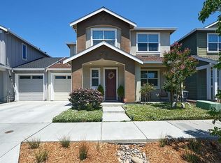 2946 Bay Village Ave, Santa Rosa, CA 95403