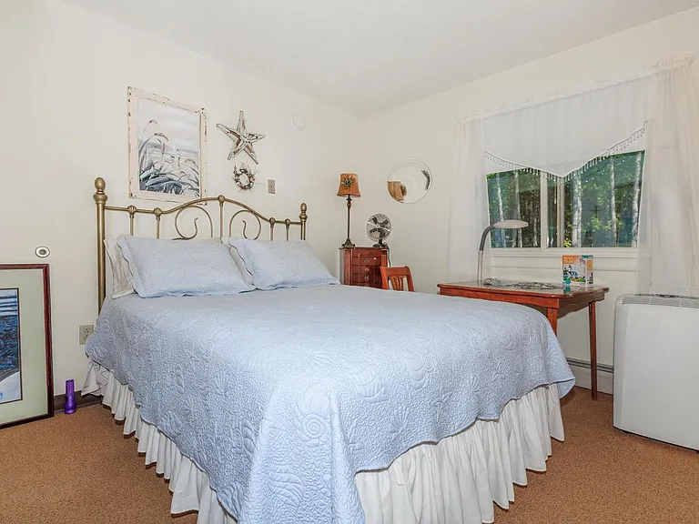 10 Pinebrook — Photo 4