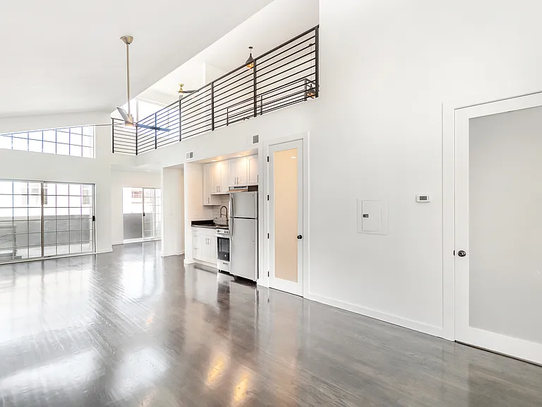 30 Washburn St #3 — Photo 4