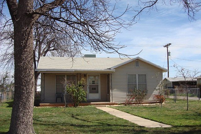 1st image of 224 La Salle Dr