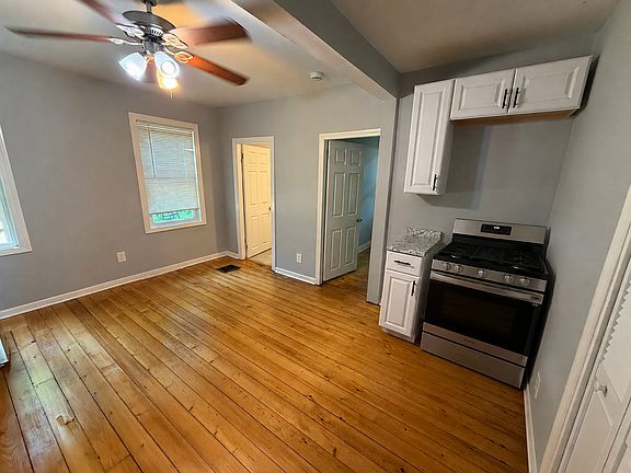 3rd image of 47 Ward St