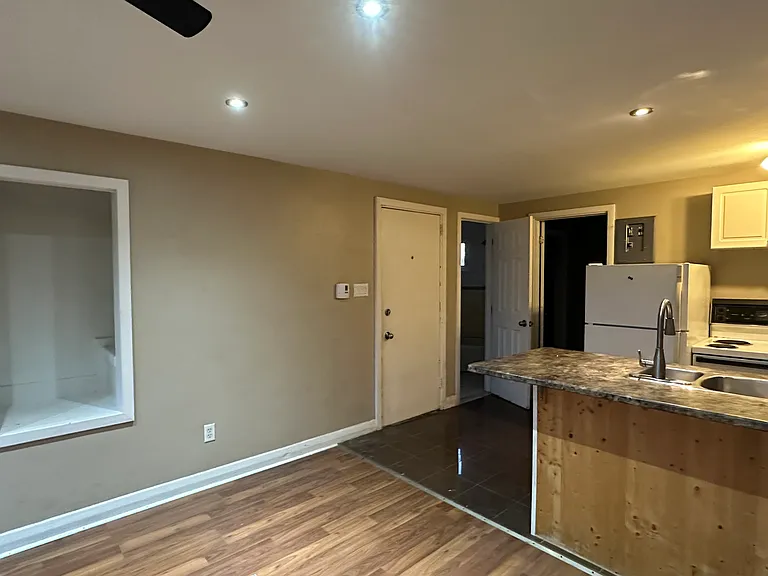 94 Hamilton Rd #2 — Photo 2