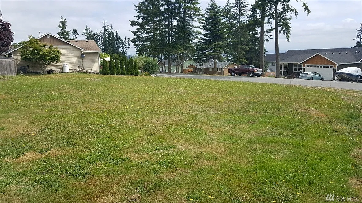 1044 Cascade Ln photo 1