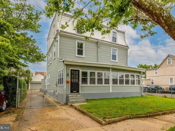 7411 Bingham St, Philadelphia, PA 19111