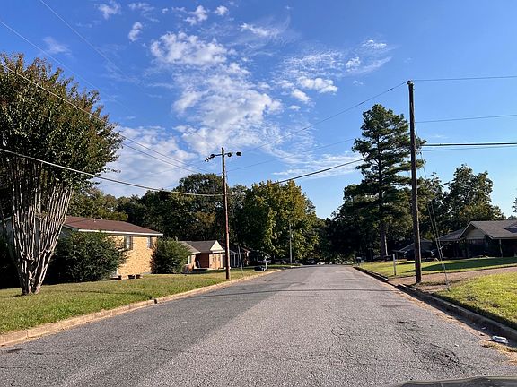 4th image of 4178 Crain Rd