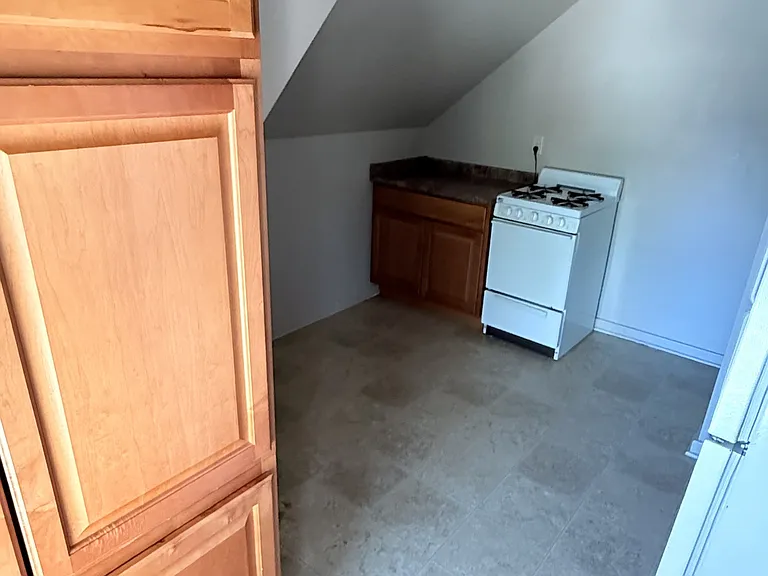 2901 Rutland Ave #5 — Photo 2