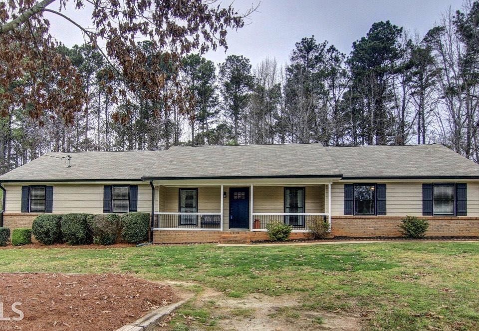 1st image of 570 Hearthstone Ct SE