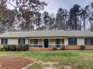 570 Hearthstone Ct SE, Conyers, GA 30094