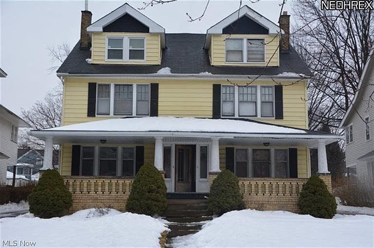 1st image of 2415-2417 Woodmere Dr
