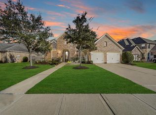 5563 Twin Rivers Ln, Sugar Land, TX 77479