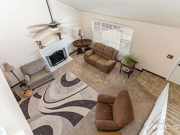 5th image of 2665 Howard Dr