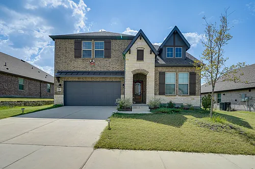707 Gatecrest Dr Photo 1