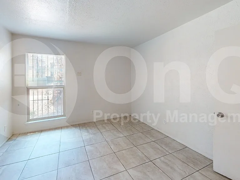 1620 N Wilmot Rd #118 — Photo 9