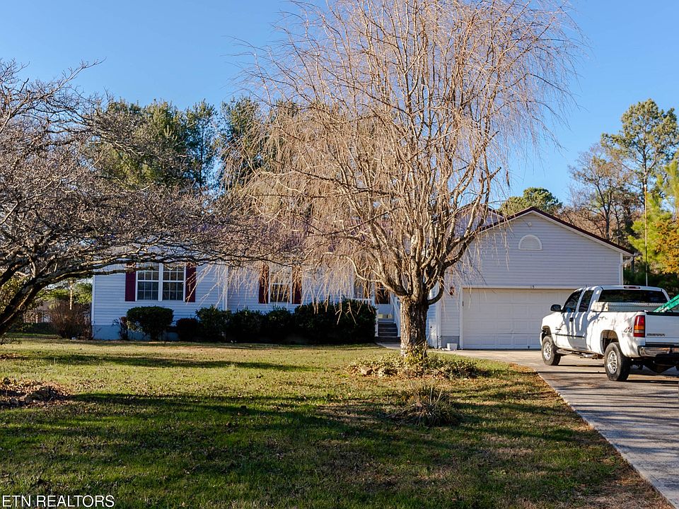 1st image of 115 Hood Dr