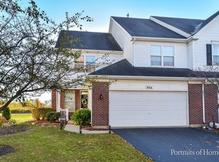 906 Bluebell Cir, Joliet, IL 60431