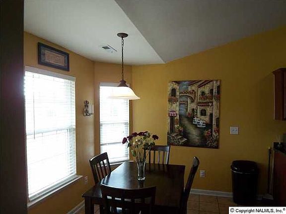 5th image of 7003 Lynnfield Dr SE