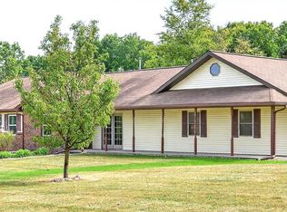 742 Ann Marie Ct, Oxford, MI 48371