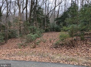 8280 Overlook Rd, Lusby, MD 20657