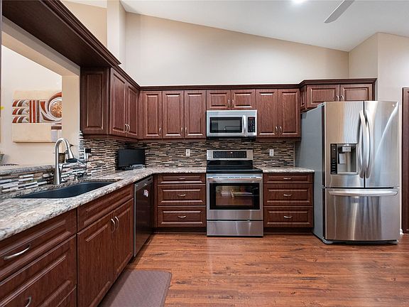 3rd image of 6154 Brightwater Terrace