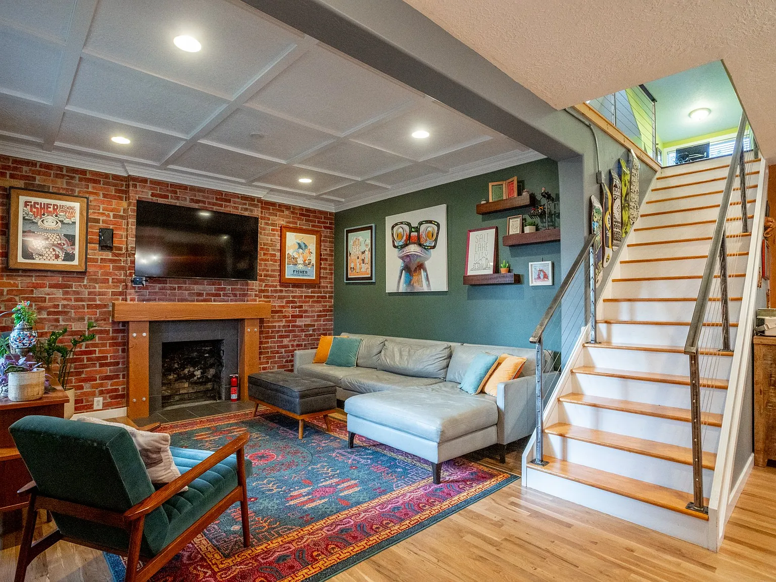 Charming 3 Bed, 2 Bath Single Family Home Water & Yard Maitenance Included- Available 8/15/2026! — Photo 2