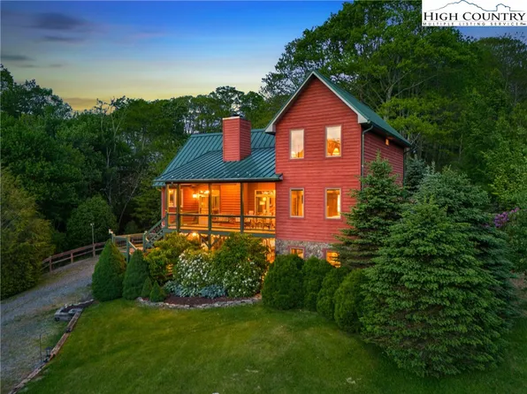 110 King Arthurs Court, Banner Elk, NC 28604