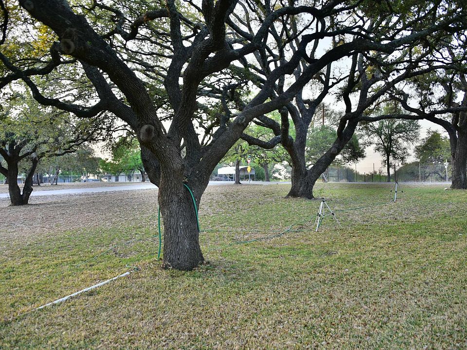 1st image of Deer Dr.
