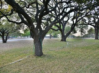 Deer Dr, Llano, TX 78643