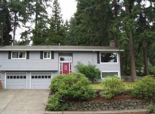 13590 SW Fircrest Ct, Beaverton, OR 97008