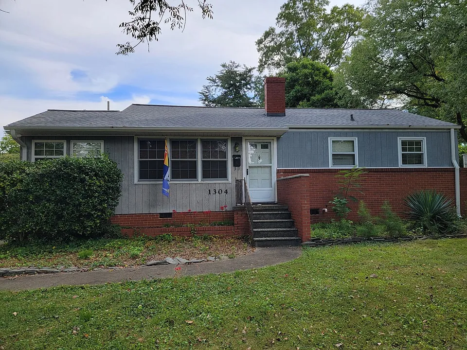 1304 Gracewood Dr