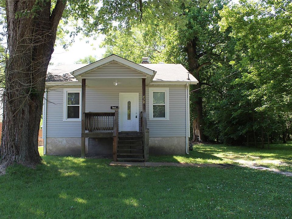 1st image of 430 Suburban Ave