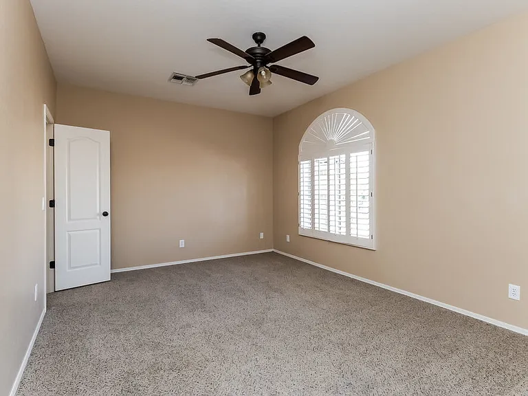 1907 W Pinon Ct — Photo 11