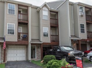 104 Clover Ct, Newark, DE 19711