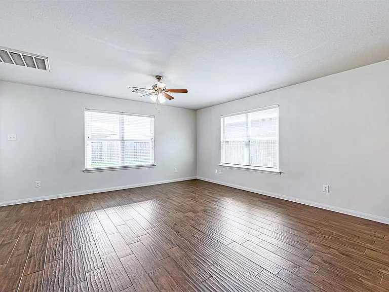 11207 Hall Pines Ct — Photo 10