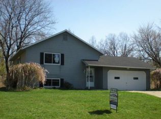 139 Boulder Ridge Pl, Painesville, OH 44077