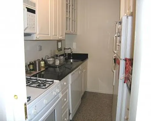 Rented by Olshan Realty | media 8