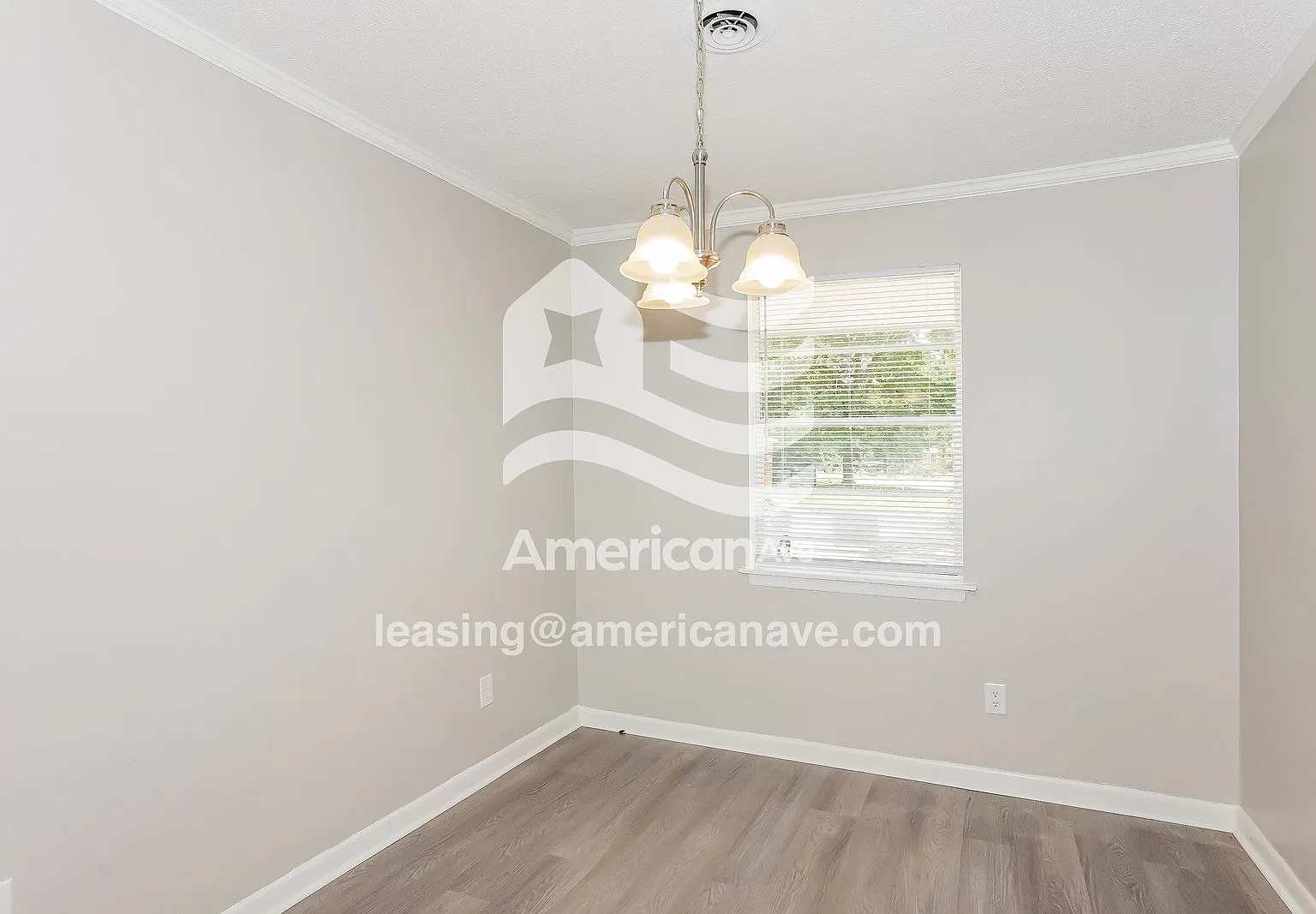3 bed, 1.5 bath, 1275 sqft, $1,170 — Photo 4