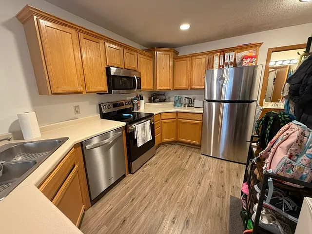 2336 Oakridge Cir — Photo 14