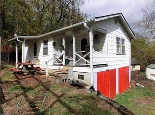 32 Frady Ln, Asheville, NC 28803