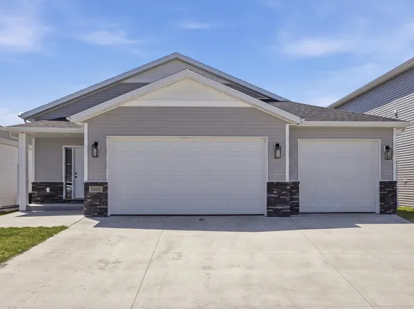 2600 74th Ave S, Fargo, ND 58104