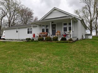 884 W Main St, Hohenwald, TN 38462