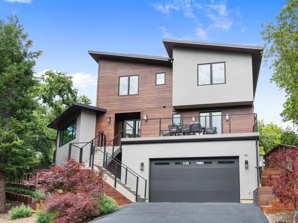 141 Lake Rd, Portola Valley, CA 94028