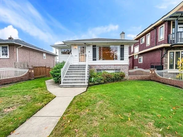 3136 E 53rd Ave, Vancouver, BC V5S 1W5