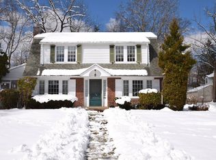1430 Wheatsheaf Ln, Abington, PA 19001