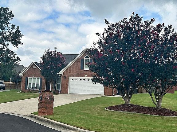 2nd image of 2925 Ashville Dr SW