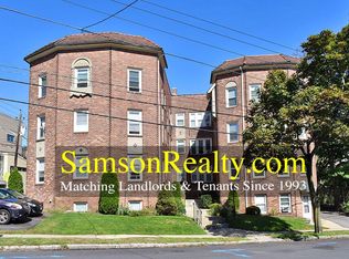 40 Sessions St APT 18, Providence, RI 02906